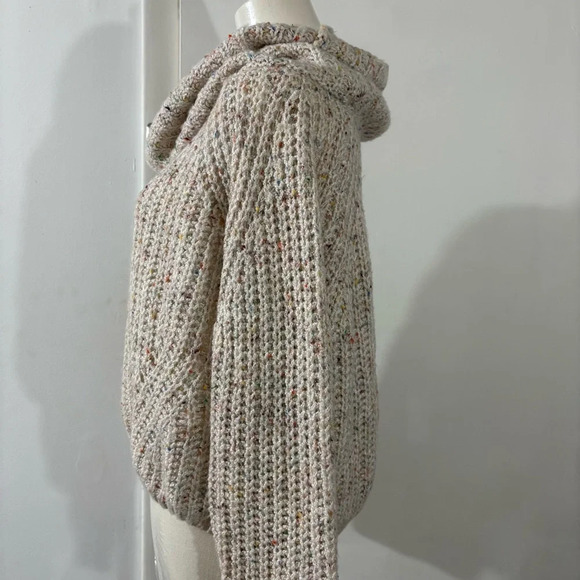 Moon & Madison Women’s Small Cream & Multicolor Speckled Cowl Neck Crop Sweater - Picture 3 of 12